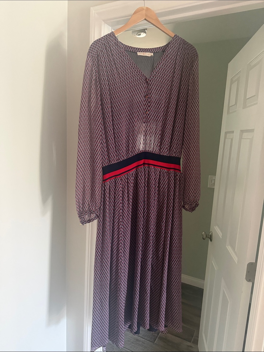 Tory Burch Women's Printed Long Sleeve Midi Dress with Contrast Waistband
